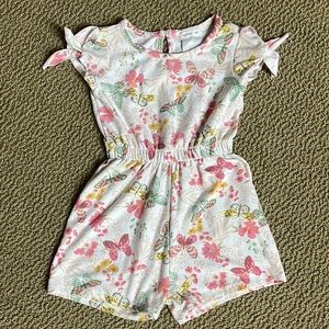 Forever me size 2T jumper shorts. Very cute!